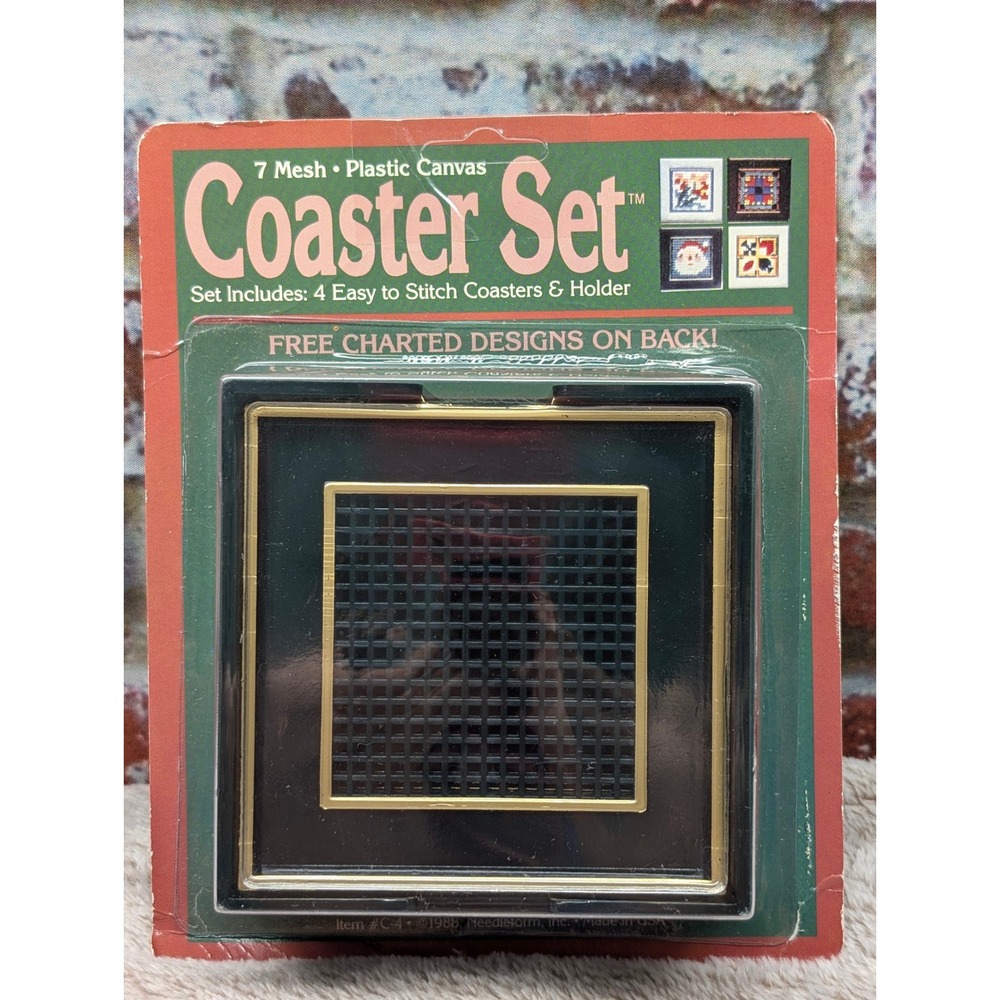 Vtg 1988 Needleform Plastic Canvas Coaster Set Kit DARK GREEN 7 Mesh C-4 USA
